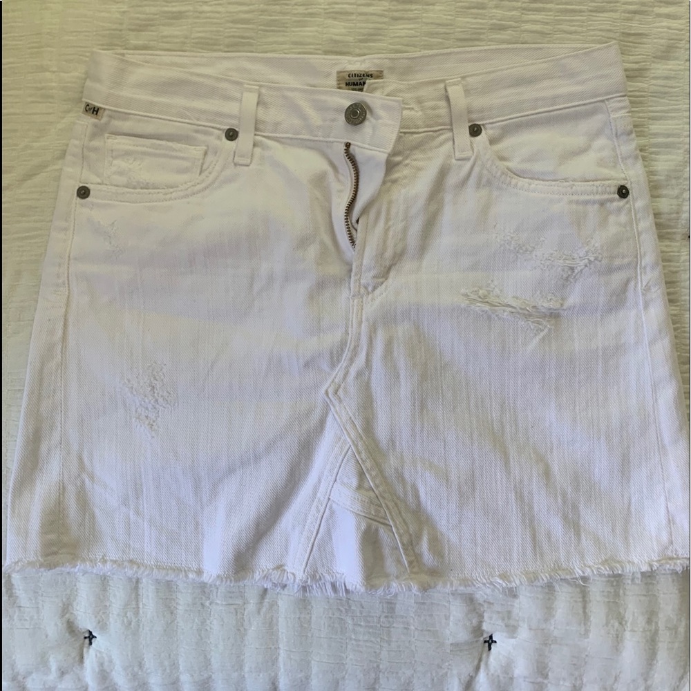 Citizens of Humanity distressed White denim skirt